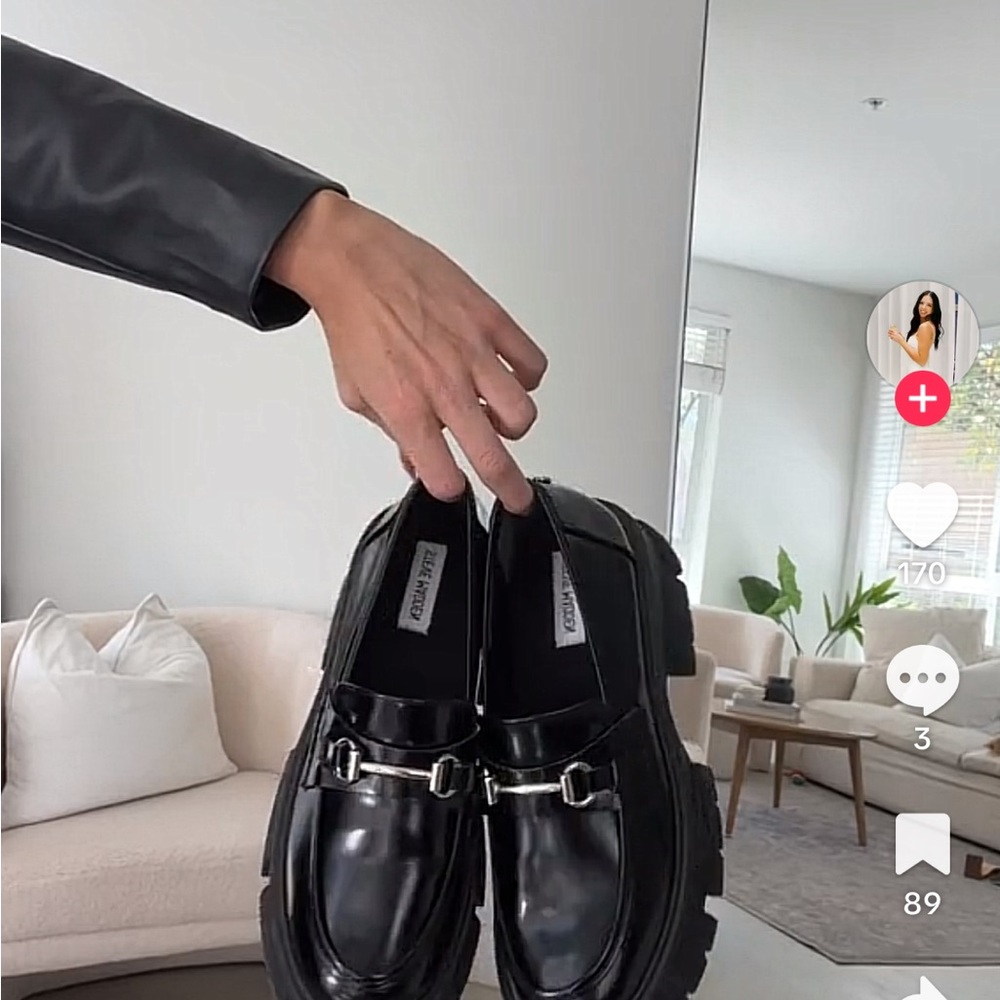 Steve Madden Lando Black Leather Loafer